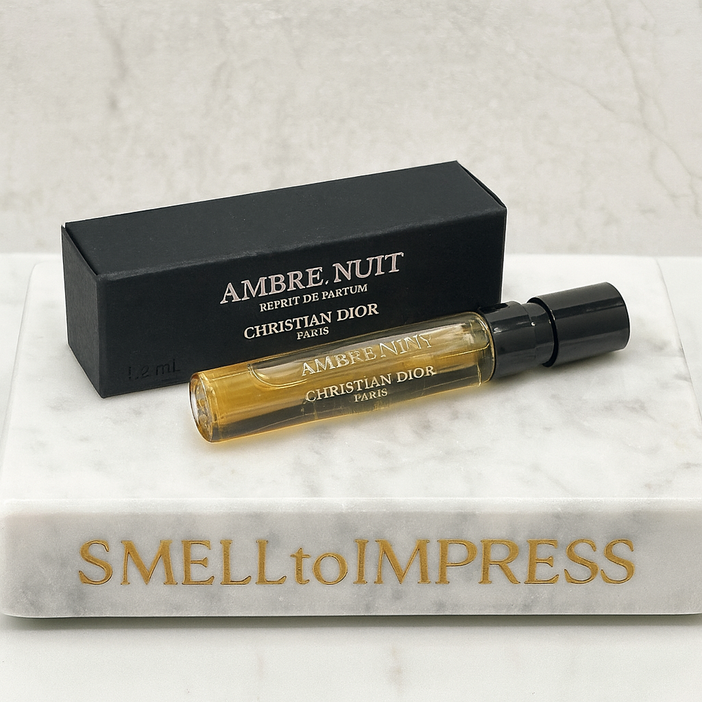 CHRISTIAN DIOR AMBRE NUIT ESPRIT DE PARFUM 1,2 ML 0,04 FL. OZ. ÉCHANTillons DE PARFUM OFFICIELS IMAGE D’ÉCHANTILLON DE PARFUM OFFICIELLE