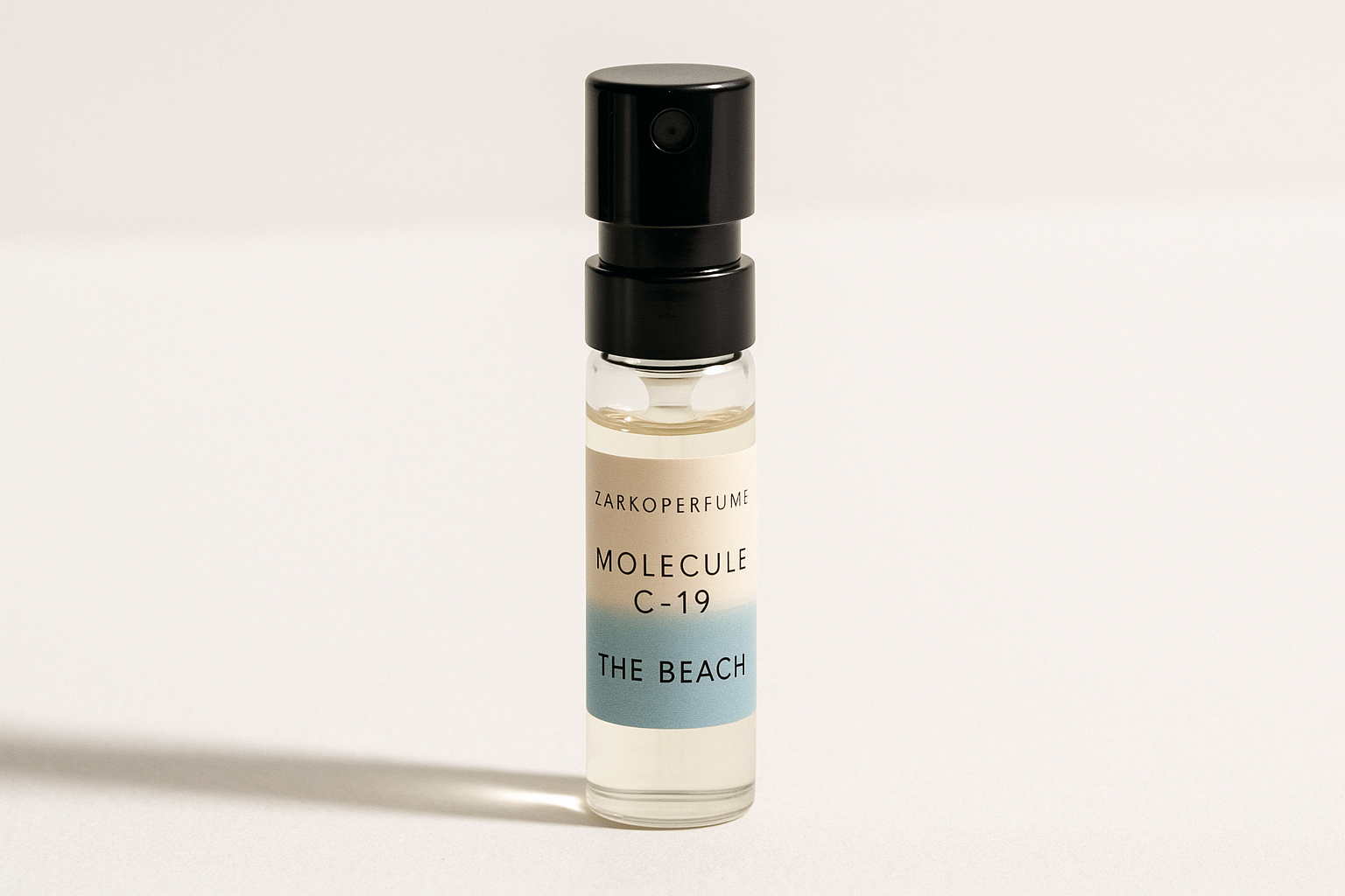 Zarkoperfume Molecule C-19 The Beach 2ml 0.068 fl. oz. échantillon officiel de parfum